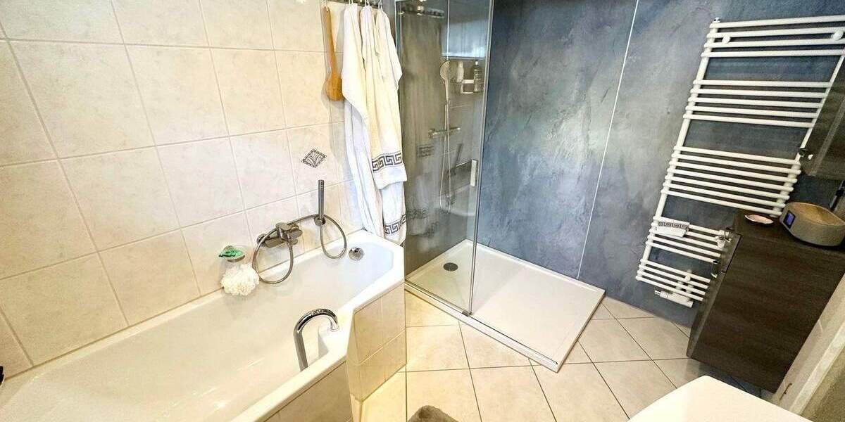 *sehr schönes Haus in grüner Bestlage von Dresden-Lockwitz* 4 zimmer