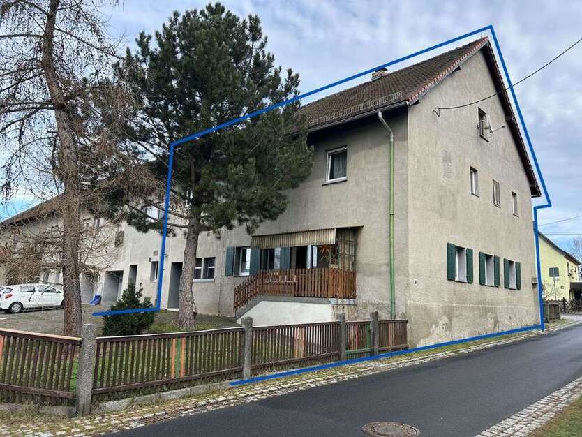 Haus zum Kaufen in Priestewitz 113.000 € 267.96 m²