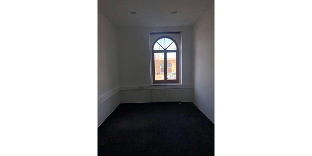 Mehrfamilienhaus, Wohnhaus Dresden Innere Neustadt - 4 Zimmer, 98 m&sup2;, 1.000&euro; | Angebot:26596276