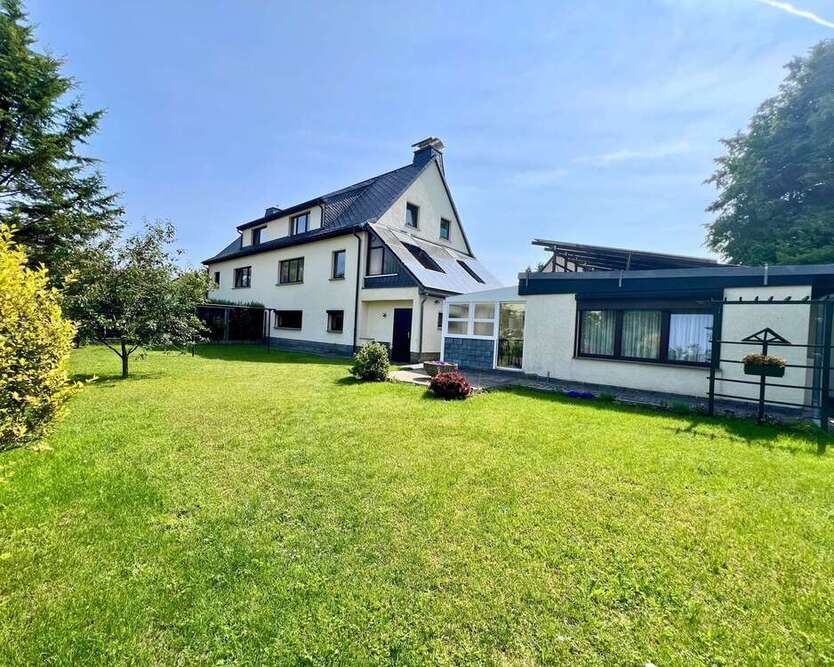 Haus zum Kaufen in Dresden Bühlau 640.000 € 150.86 m²