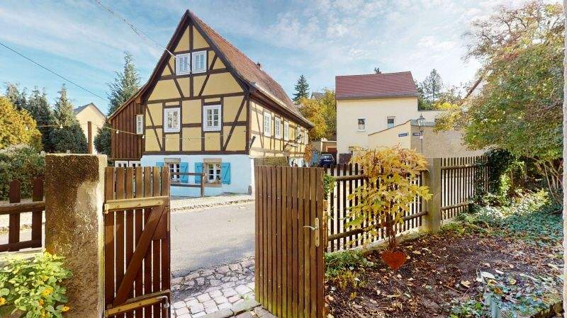 Denkmalgeschütztes Fachwerkhaus in Dresden-Altgorbitz 5 zimmer