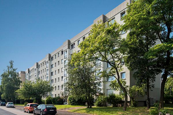 Etagenwohnung Dresden Prohlis - 4 Zimmer, 77 m&sup2;, 633&euro; | Angebot:26389046