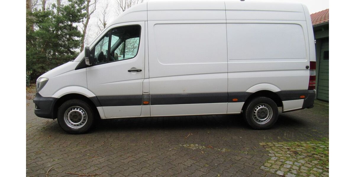 Mercedes-Benz Sprinter 220.000 km 14.499 &euro; Gröbern bei Meissen 01689
