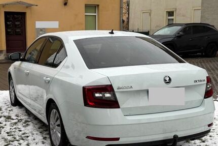 Skoda Octavia 88.000 km 17.900 &euro; Pirna 01796
