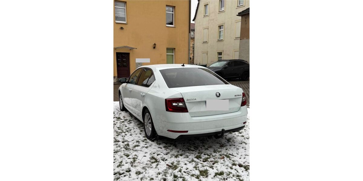 Skoda Octavia 88.000 km 17.900 &euro; Pirna 01796