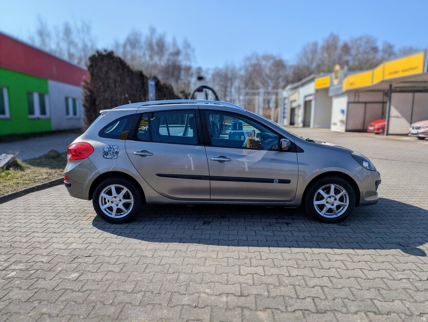 Renault Clio III 60.000 km 3.900 € Dresden 01067