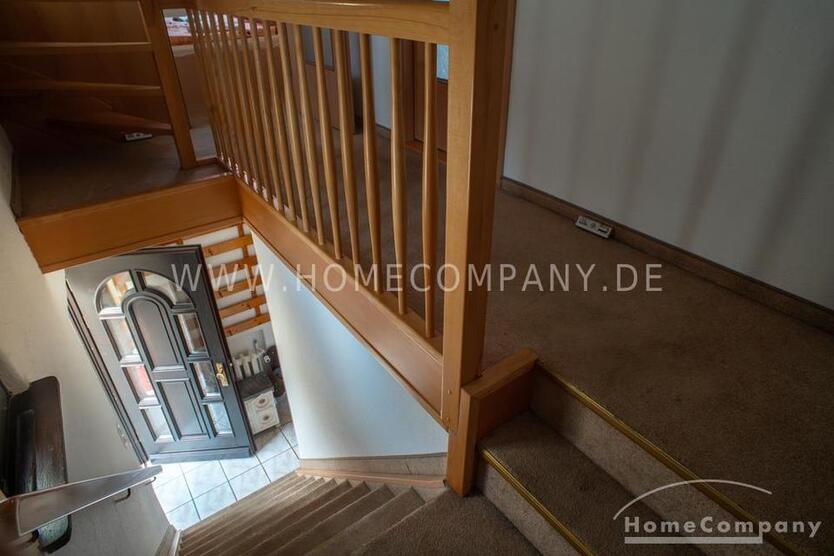 MöbliertFurnished Reihenhaushaus mit Grundstück in Dresden-Niedersedlitz max. 3 Personen