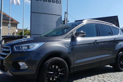 Ford Kuga 136.000 km 13.300 &euro; Weinböhla 01689