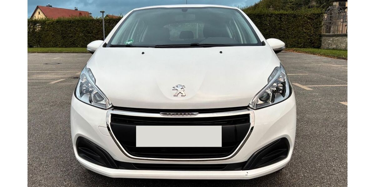 Peugeot 208 49.320 km 6.900 &euro; Dresden 01069