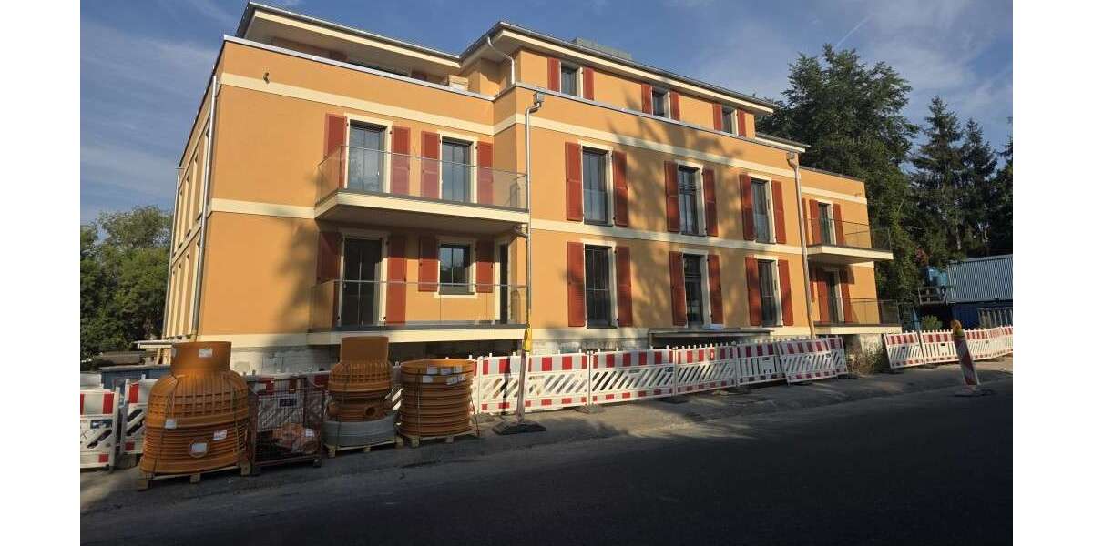 Etagenwohnung Dresden Prohlis - 1 Zimmer, 45 m&sup2;, 715&euro; | Angebot:27021402