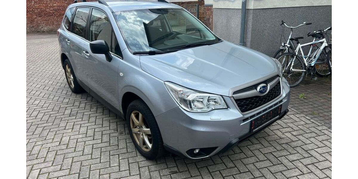 Subaru Forester 130.000 km 10.900 &euro; Dresden 01139