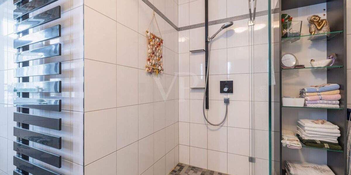 Mehrfamilienhaus, Wohnhaus Dresden Gruna - 6 Zimmer, 253 m&sup2;, 1.265.000&euro; | Angebot:25671042