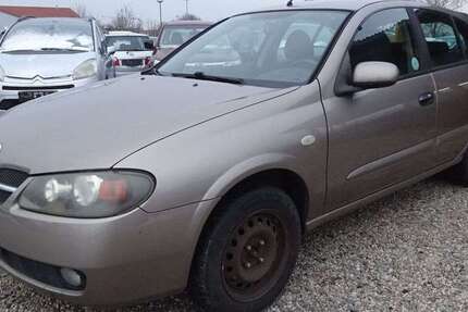 Nissan Almera 215.863 km 1.200 &euro; Dresden 01219