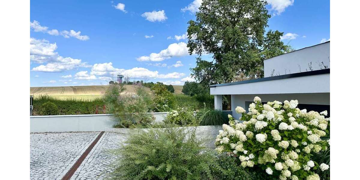 Haus zum Kaufen in Großerkmannsdorf 775.000 € 214 m² 6 zimmer