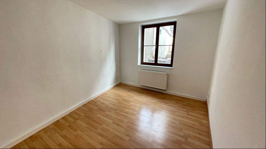 Etagenwohnung Stolpen - 2 Zimmer, 65 m&sup2;, 350&euro; | Angebot:25780949