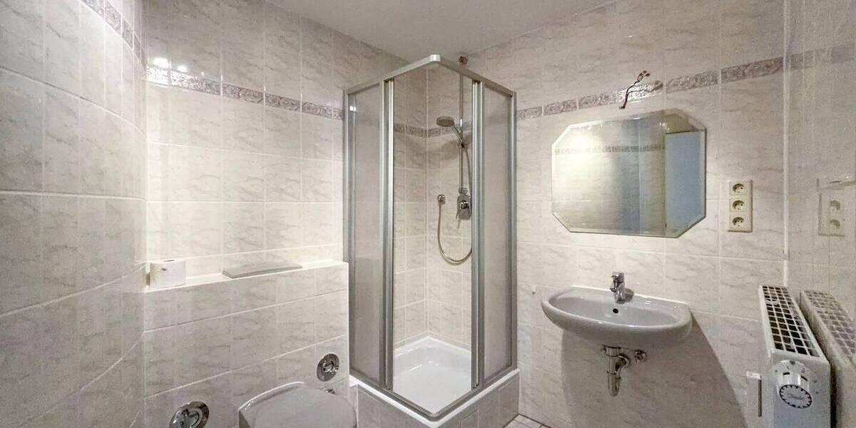 Etagenwohnung Freital - 2 Zimmer, 43 m&sup2;, 101.000&euro; | Angebot:25695518