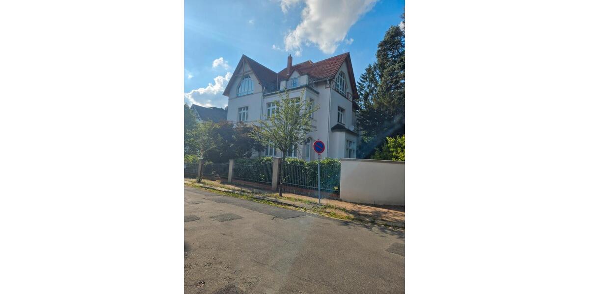 Villa Radebeul - 12 Zimmer, 429 m&sup2;, 1.190.000&euro; | Angebot:27300979