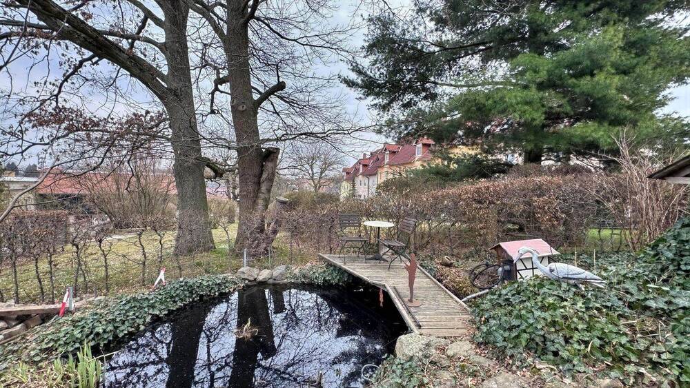 Mehrfamilienhaus, Wohnhaus Dresden Weißig - 9 Zimmer, 280 m&sup2;, 650.000&euro; | Angebot:26108539