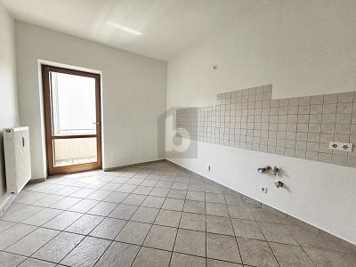 *RESERVIERT* FRISCH RENOVIERT & BEZUGSFREI