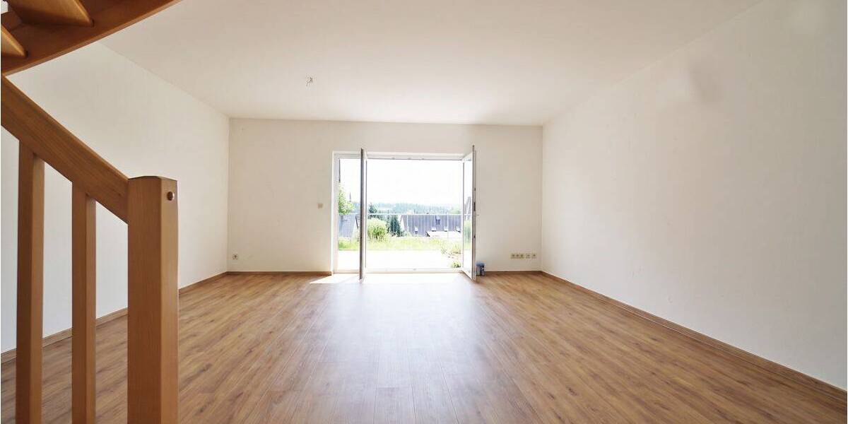 Reihenmittelhaus Rabenau / Obernaundorf Rabenau - 4 Zimmer, 124 m&sup2;, 350.000&euro; | Angebot:26107006