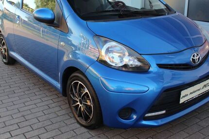 Toyota Aygo (X) 82.765 km 4.490 € Radebeul-Dresden 01445