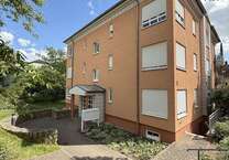 Wohnung zum Mieten in Radebeul 265 € 27.93 m²