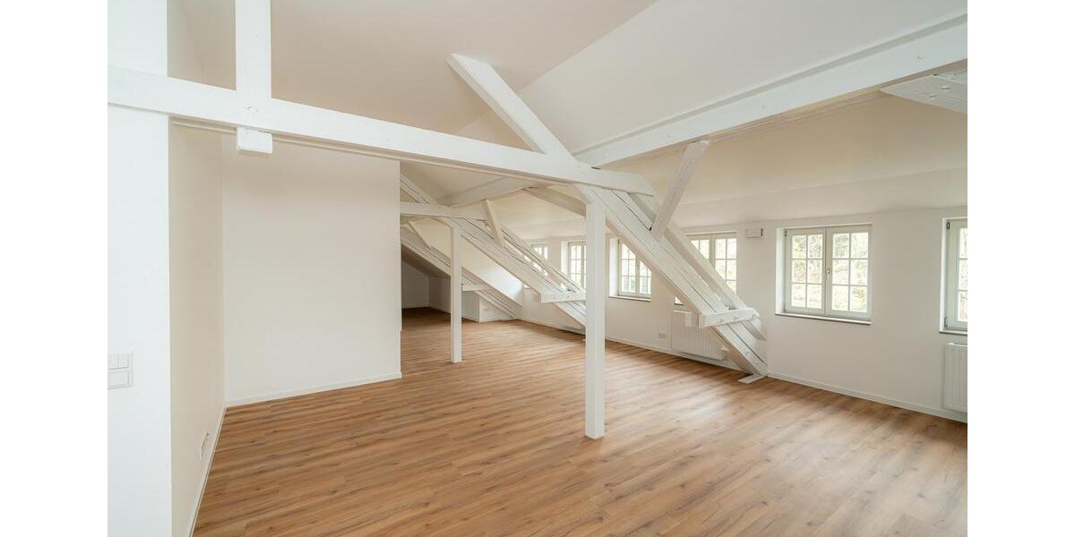 Einfamilienhaus Dresden Loschwitz - 4 Zimmer, 133 m&sup2;, 1.700&euro; | Angebot:23432213