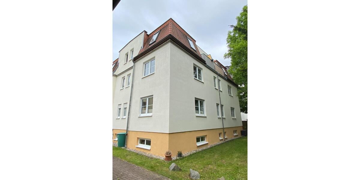 Dachgeschoßwohnung Dresden Blasewitz - 2.5 Zimmer, 54 m&sup2;, 175.000&euro; | Angebot:26738156