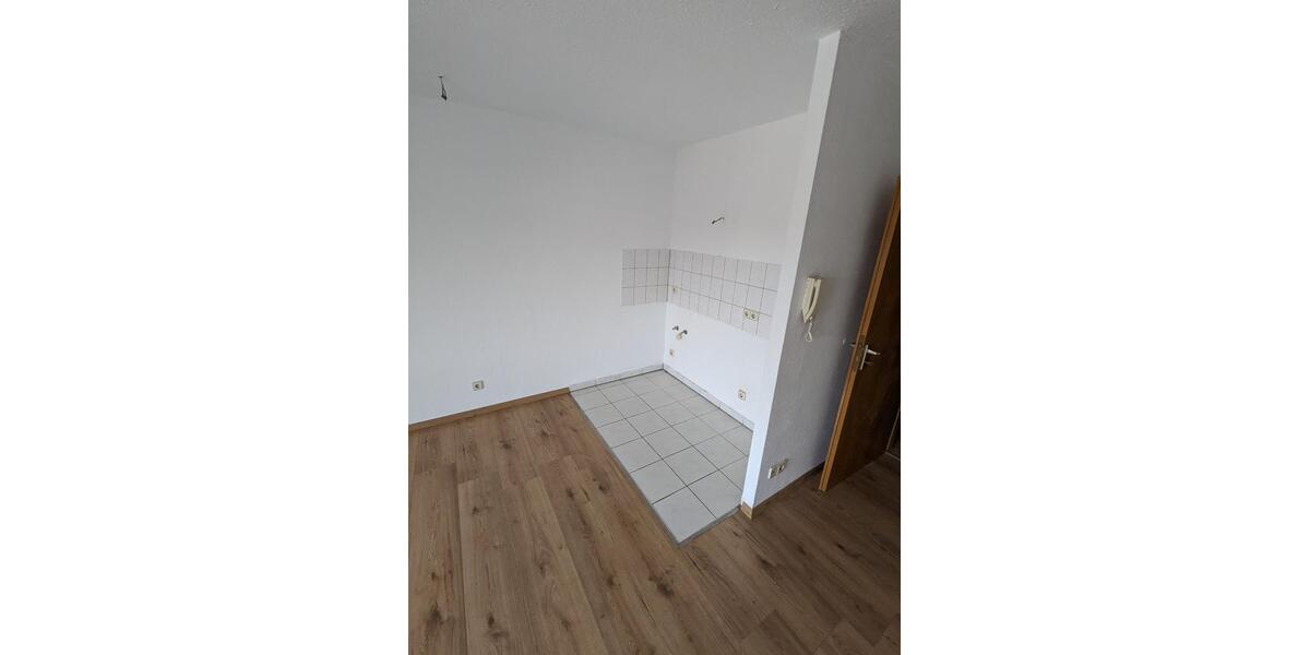 Dachgeschoßwohnung Dresden Pieschen - 1 Zimmer, 31 m&sup2;, 85.000&euro; | Angebot:27259013