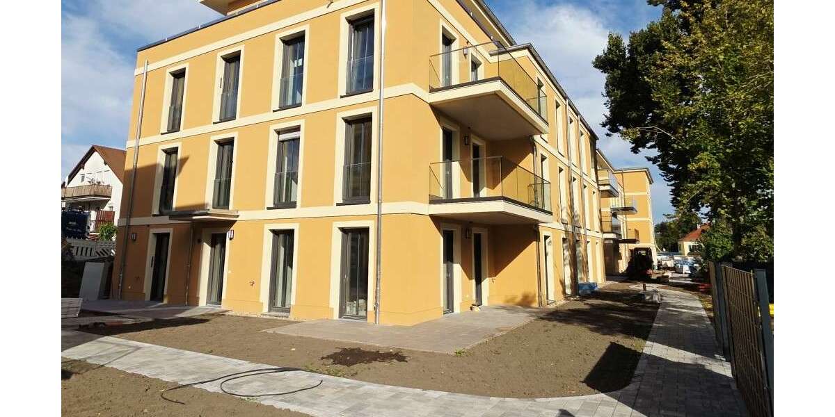Etagenwohnung Dresden Prohlis - 4 Zimmer, 87 m&sup2;, 1.615&euro; | Angebot:27518609