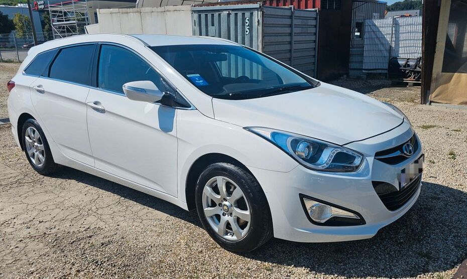 Hyundai i40 149.600 km 7.890 € PIRNA 01796