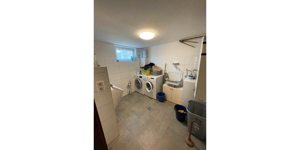 Einfamilienhaus Ebersbach - 5 Zimmer, 180 m&sup2;, 296.000&euro; | Angebot:25992594