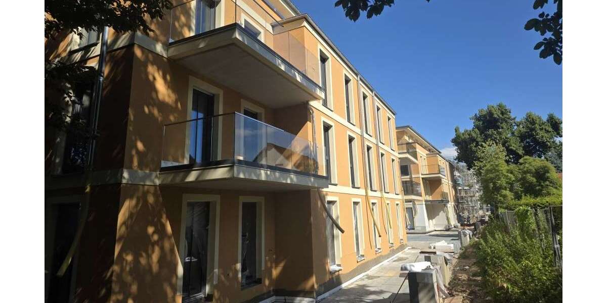 Etagenwohnung Dresden Prohlis - 4 Zimmer, 87 m&sup2;, 1.480&euro; | Angebot:27021413