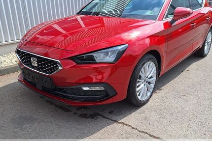 Seat Leon 62.990 km 18.499 &euro; Dresden 01157