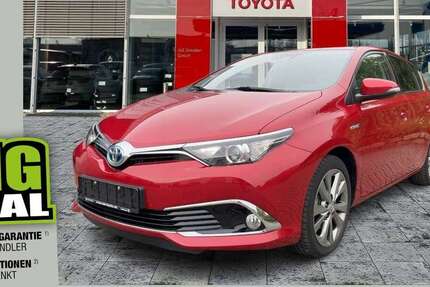 Toyota Auris 67.103 km 15.990 € Dresden 01139