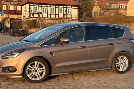 Ford S-Max 127.864 km 15.988 &euro; Dresden 01326