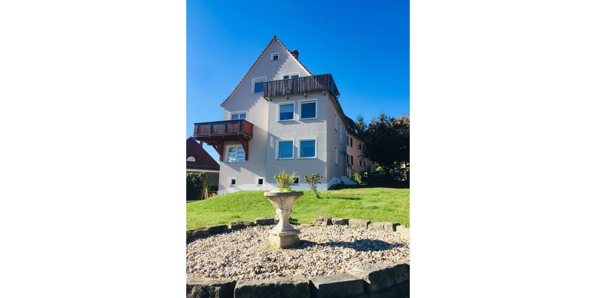 2 Zimmer-DG-Wohnung mit Panoramablick, Vermietung ab April 2026 2 zimmer