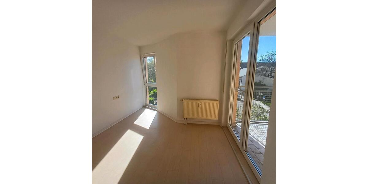 Etagenwohnung Pirna - 1 Zimmer, 65 m&sup2;, 750&euro; | Angebot:26356204