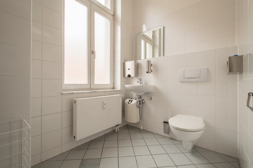 BAROCKVIERTEL – WERTIG – ANSPRECHENDE RÄUMLICHKEITEN – HOCHWERTIGER BODENBELAG 6 zimmer