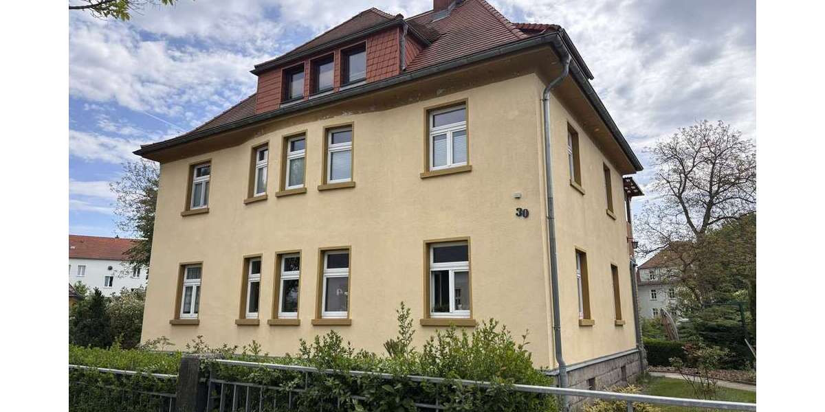 Etagenwohnung Pirna - 3 Zimmer, 80 m&sup2;, 800&euro; | Angebot:26634706