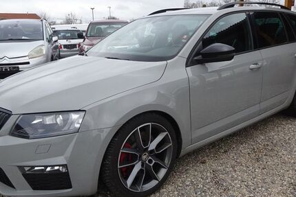 Skoda Octavia 242.033 km 8.900 &euro; Dresden 01219