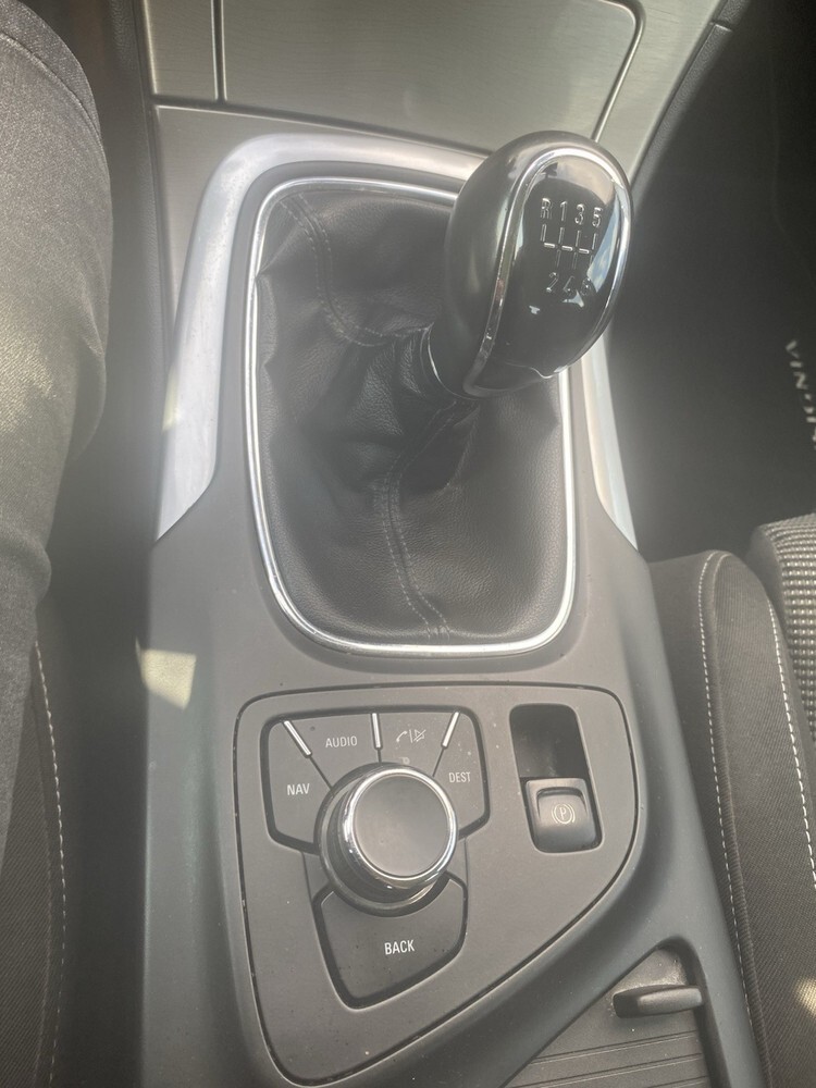 Opel Insignia 114.000 km 6.200 € Lichtenberg 01896