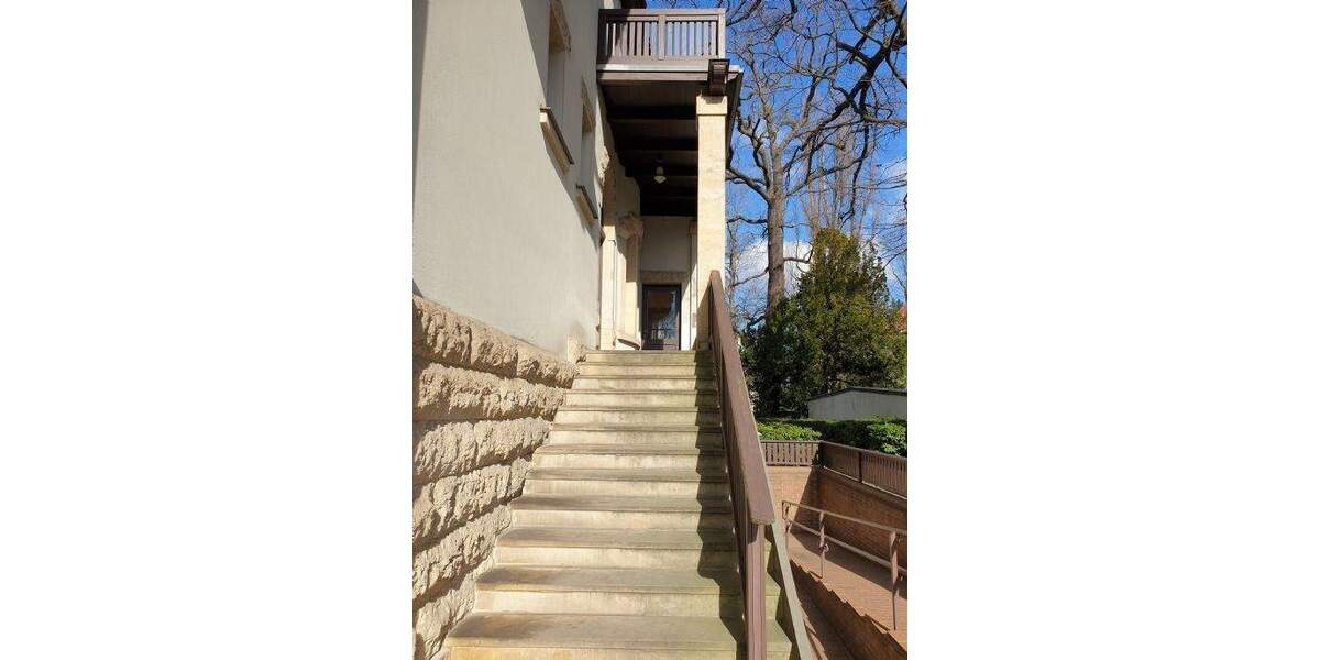 Etagenwohnung Dresden Strehlen - 2 Zimmer, 82 m&sup2;, 775&euro; | Angebot:26595854