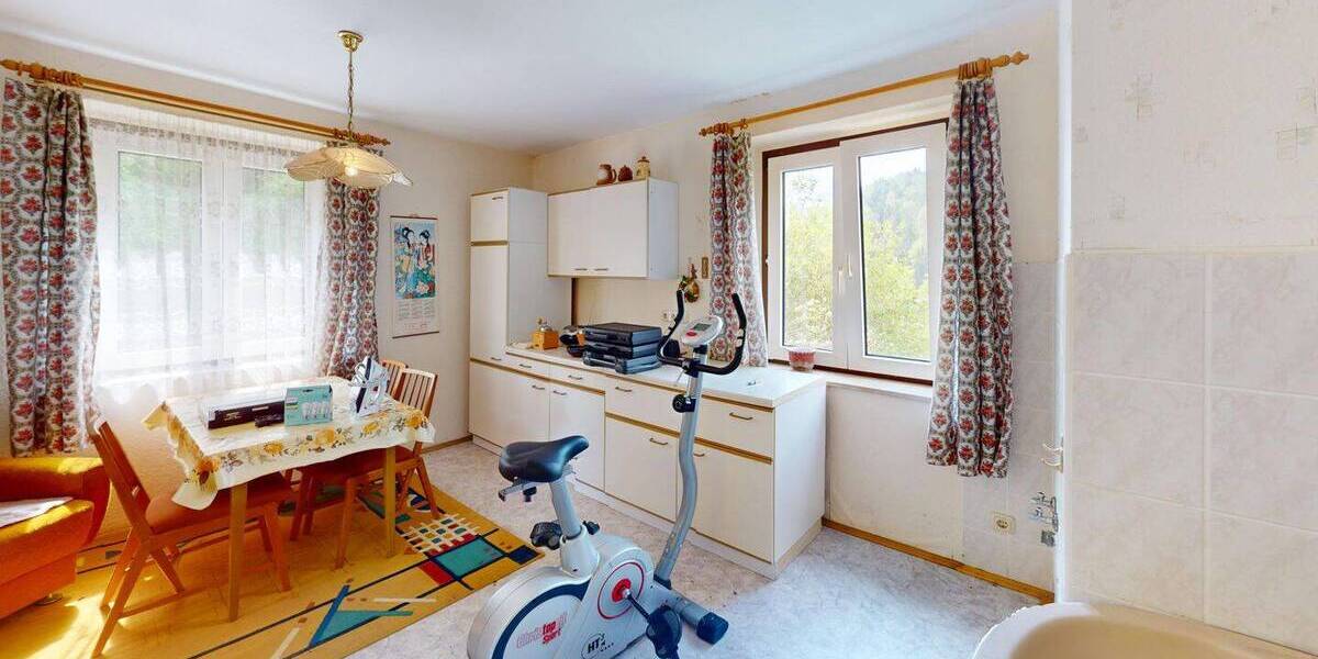 Einfamilienhaus Königstein Leupoldishain - 7 Zimmer, 146 m&sup2;, 175.000&euro; | Angebot:26686811