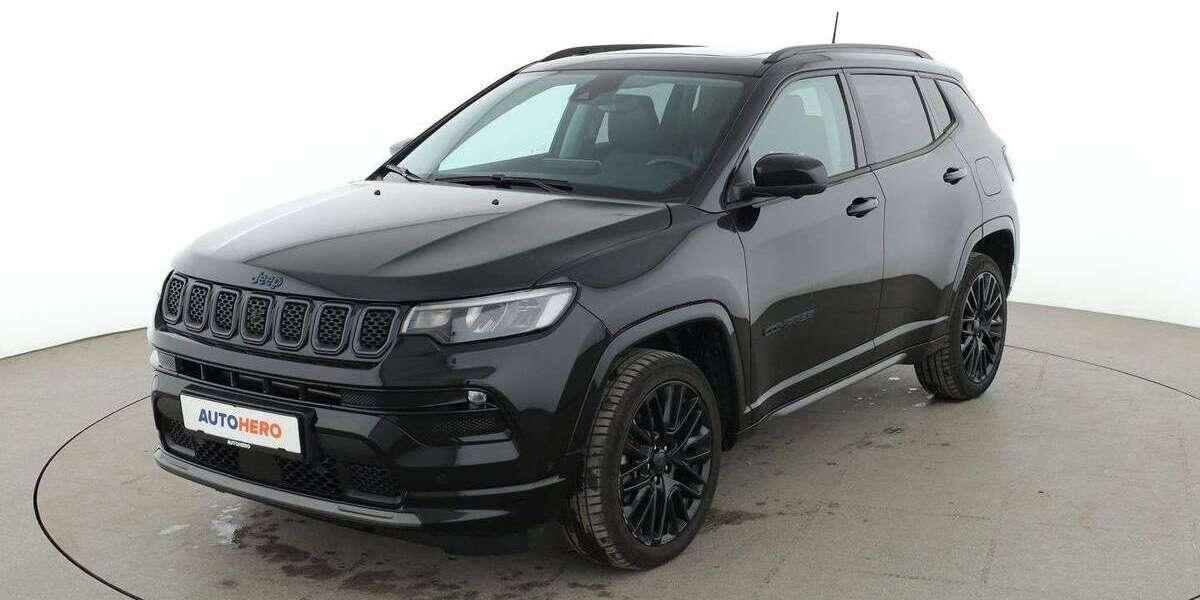 Jeep Compass 51.529 km 23.030 &euro; Dresden 01187