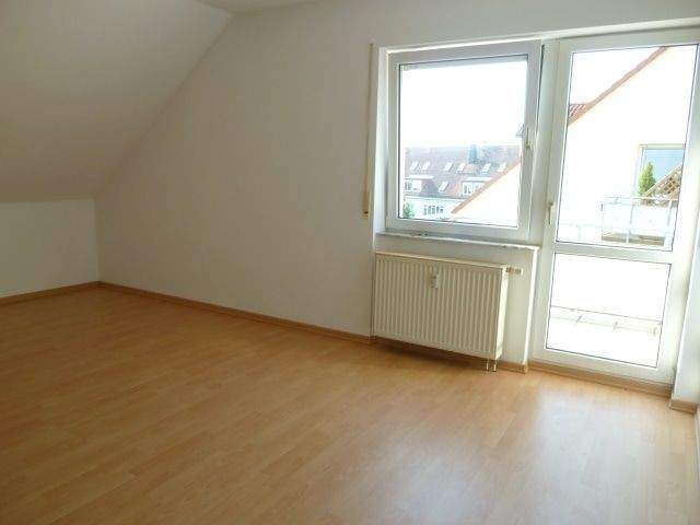 Etagenwohnung Kesselsdorf Kesselsdorf - 2 Zimmer, 43 m&sup2;, 99.000&euro; | Angebot:25731360