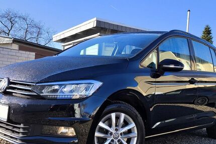 VW Touran 96.321 km 22.490 &euro; Dresden 01237