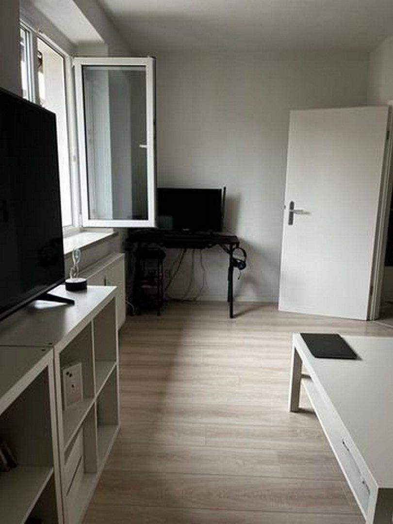 Helle und Moderne 2-Zimmer Wohnung mit Balkon in Dresden Mickten 2 zimmer