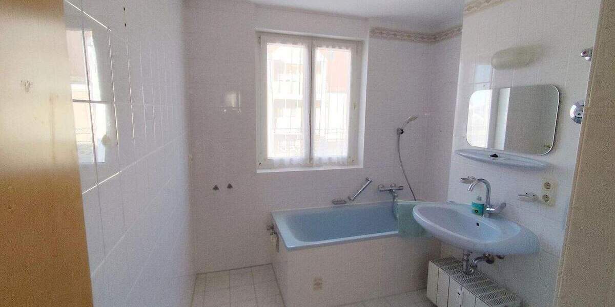 Etagenwohnung Dresden - Weißig Weißig - 3 Zimmer, 76 m&sup2;, 178.000&euro; | Angebot:25751243