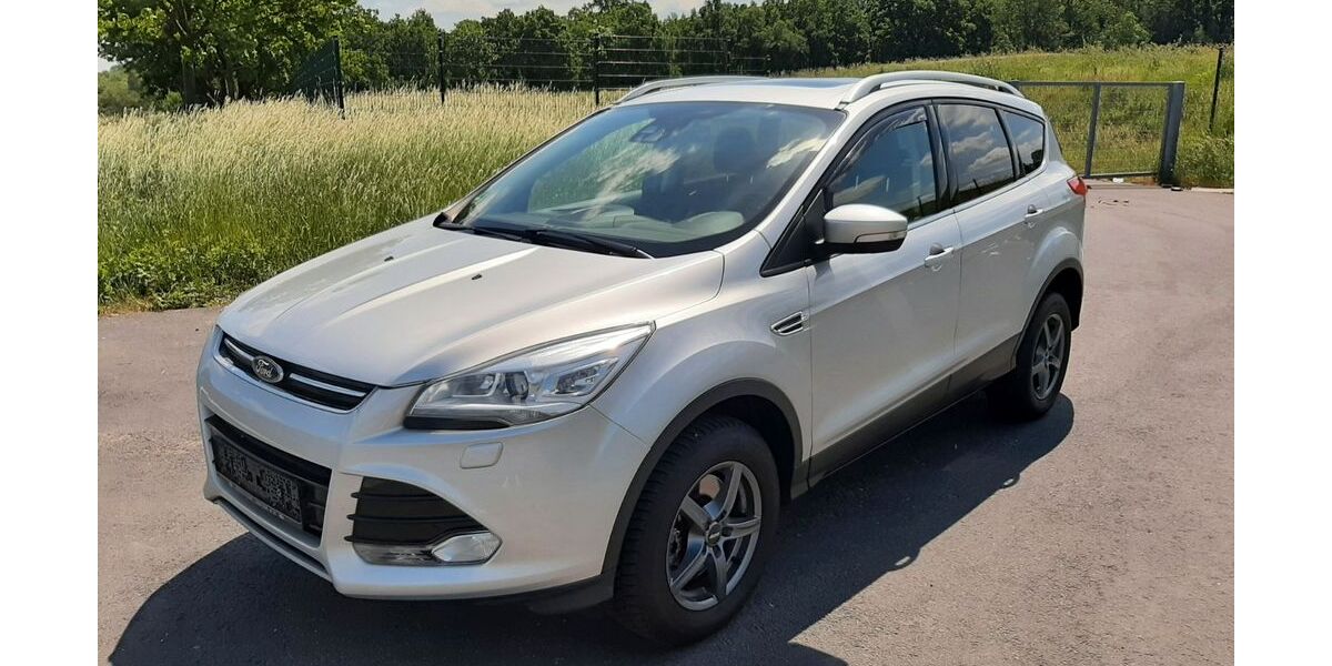 Ford Kuga 179.000 km 7.990 &euro; Dresden 01259